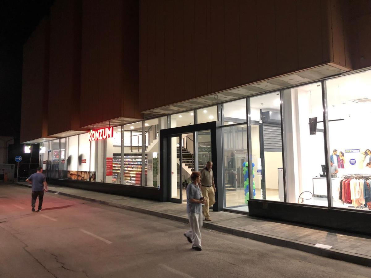 Hard Rock Rooms For Two Livno Exterior photo